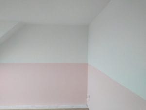 2kleurenwand-slaapkamer-meerderekleurenRenovlies.net-renovliesbehang-behangklaar-nieuwbouw-vliesbehang-Latenbehangen-verschilvliesbehangenrenovliesbehang-renovatie-latex